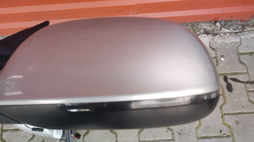 Oglinda stanga /dreapta Audi A4 B8, la7w ,gri