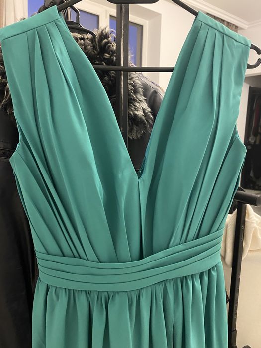 Платья вечерние на выпускной