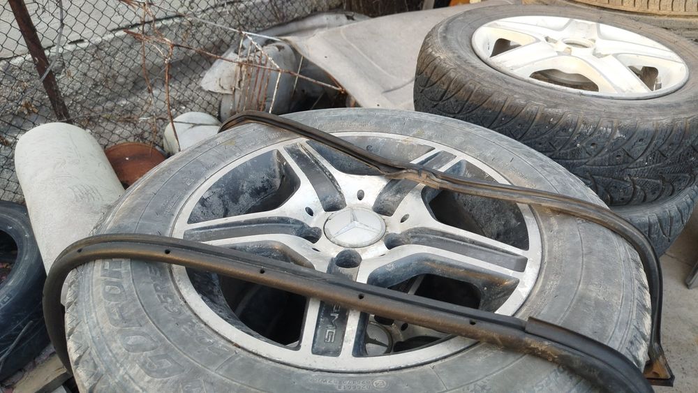 Запчасти Мерседес 210