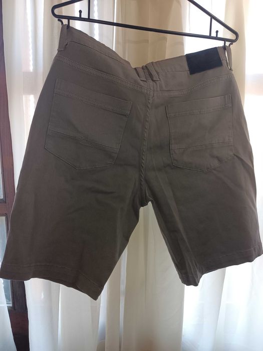 Нови къси панталони