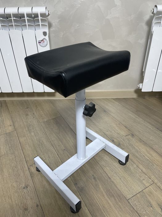 Помощник для парикмахера