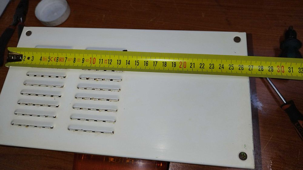 Външна Алармена Сирена със Светкавица в метална кутия 27/15/9см