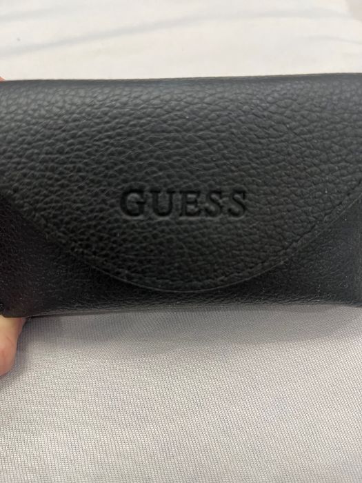 Слънчеви очила GUESS