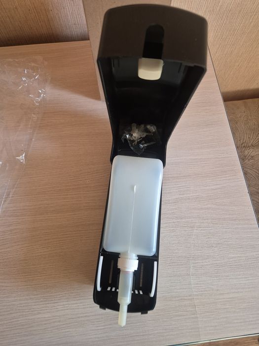 Диспансер для жидкого мыла