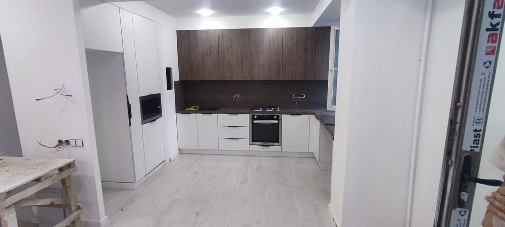 Кухни  на  заказ