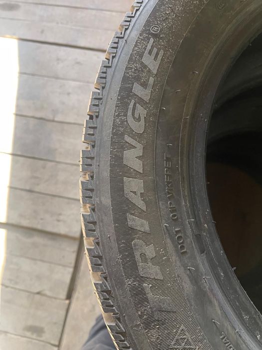 Продам комплект зимней резины