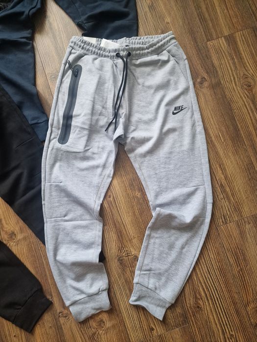 Страхотно мъжко долнище размер M / L