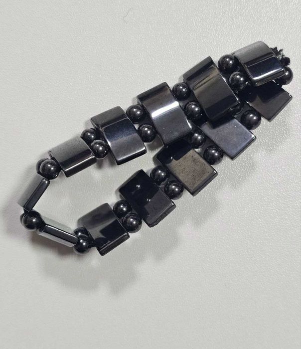 Гематитовый браслет.