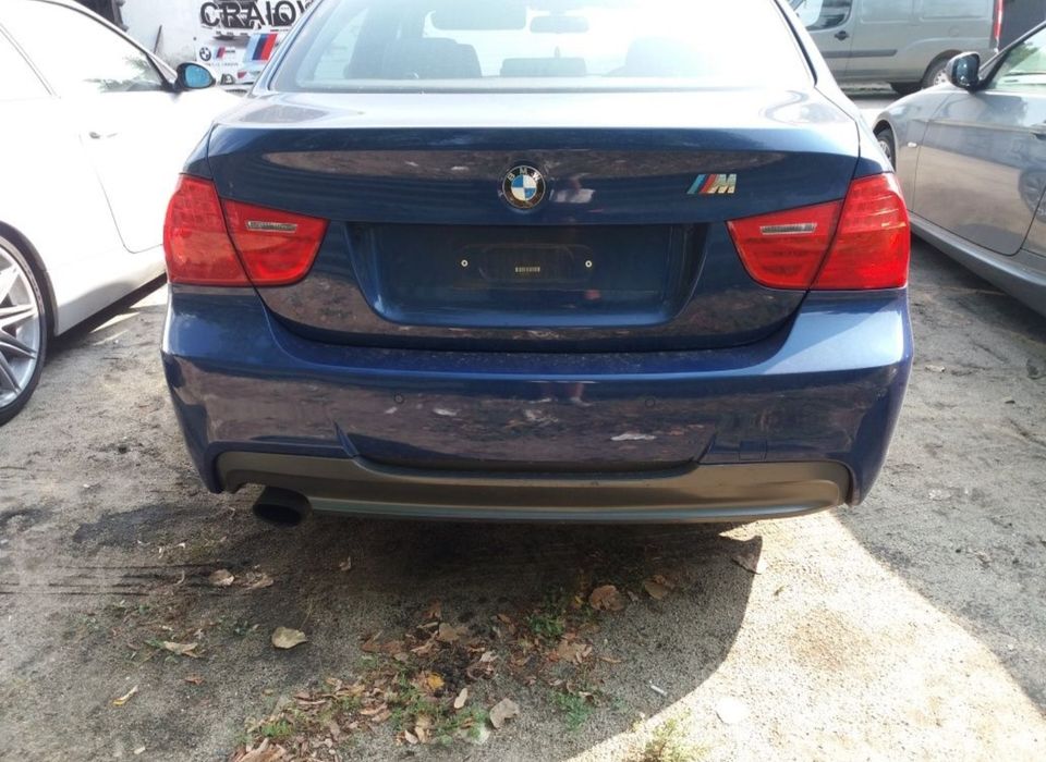 Portbagaj cu stopuri bmw e90 facelift lci diferite culori