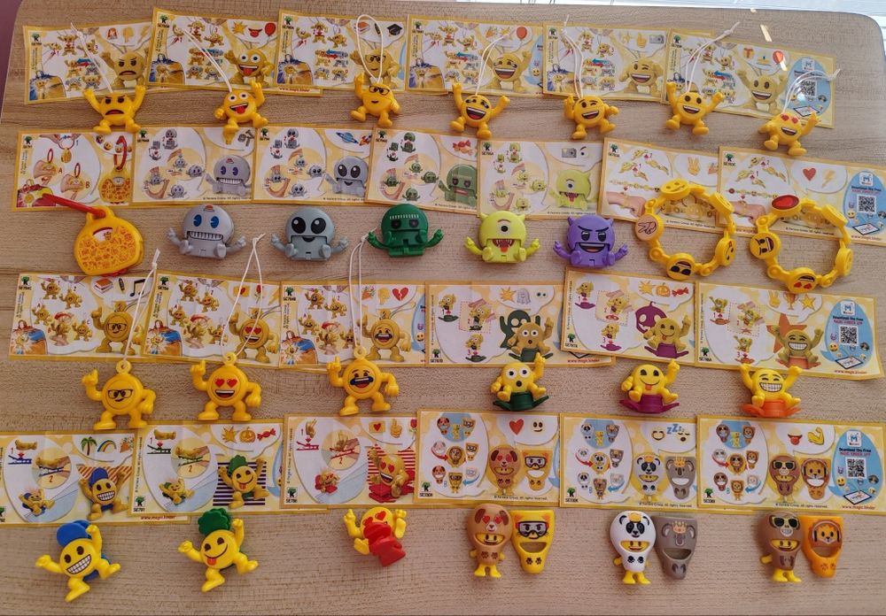 Киндер Sprinty,.Harry Potter,,Енчантималс, Миньони, Смърфове,