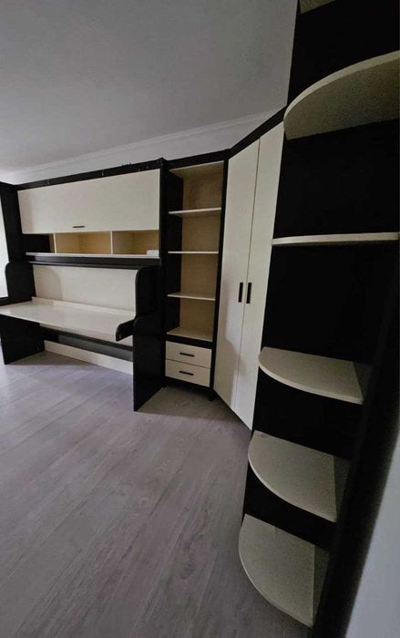 Продам стенку из 5-ти секций