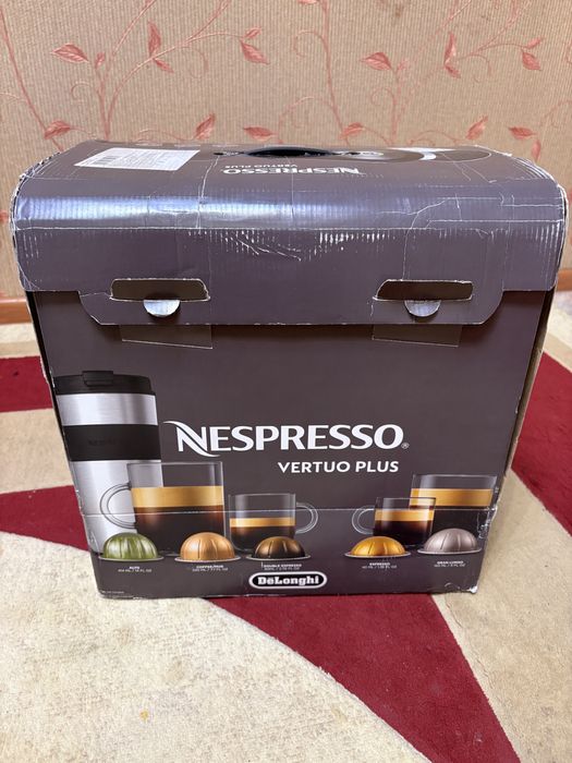 Кофемашина  капсульная Delonghi