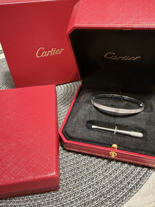 Дамска гривна Love Cartier