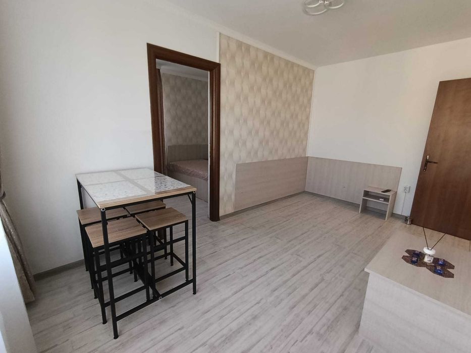 Apartament renovat, 2 camere,Valea Roșie