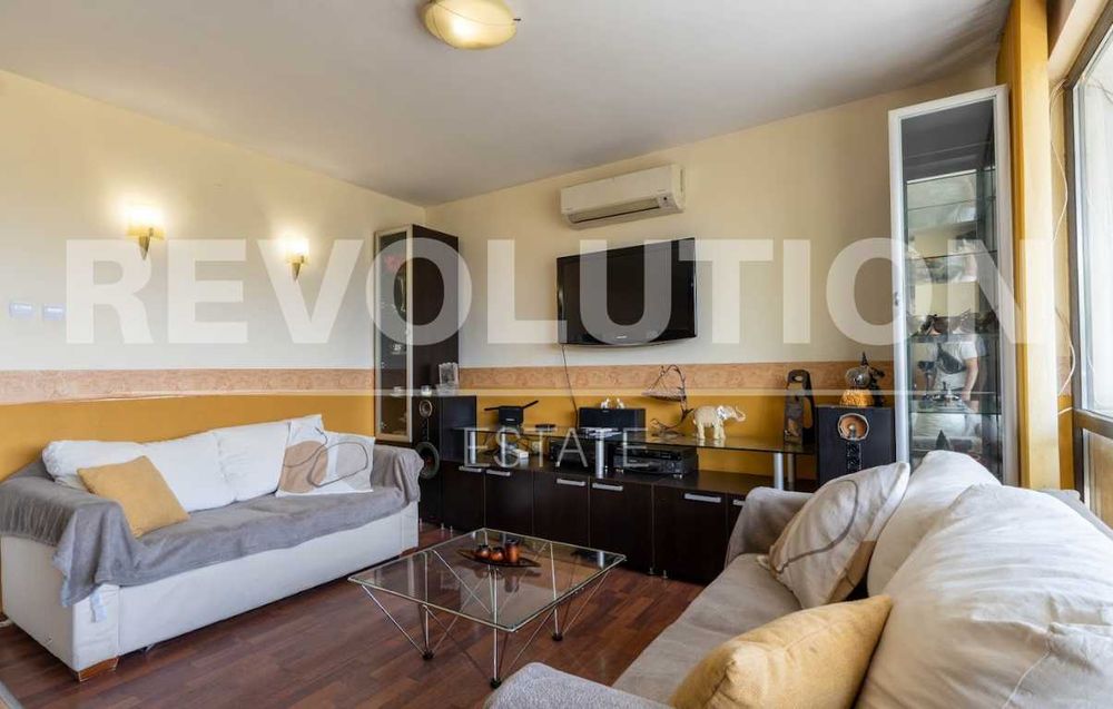 Дава се под наем Тристаен апартамент в Пловдив, Кършияка - 90 кв.м за 450 € - Снимка #3