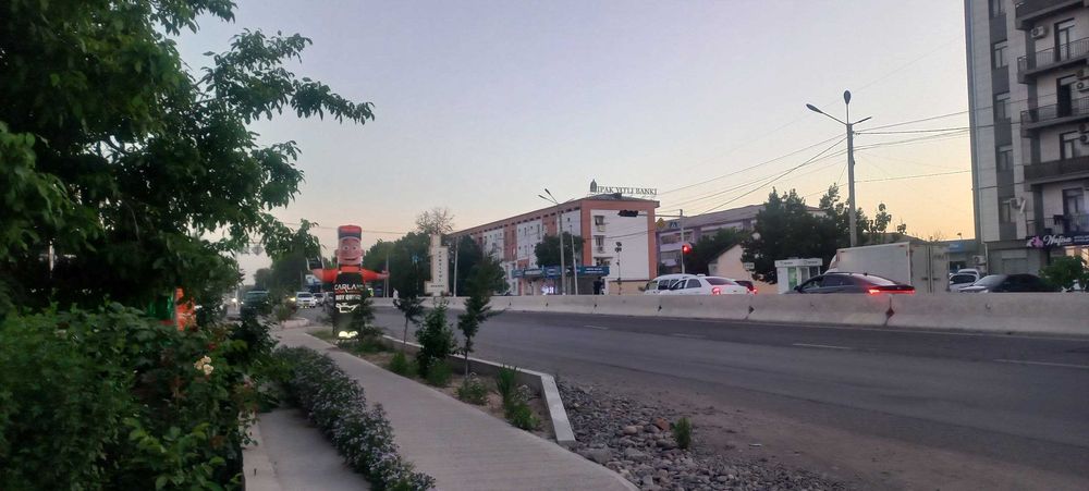 Ижарага ховли Янгийул Массив куча юзида