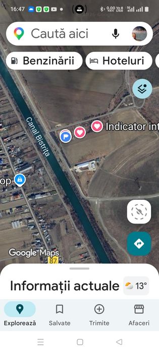 Vind livada de nuci cu micro ferma de pasari