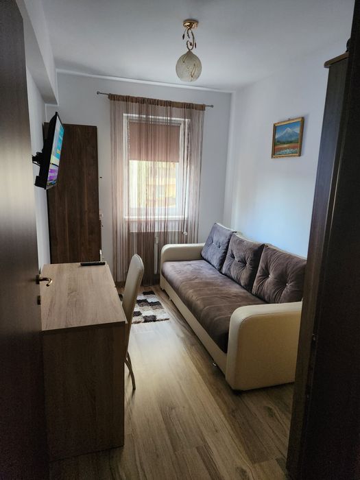 Apartament Prima Nufarul pta.,Nucetului,3 camere si parcare privata