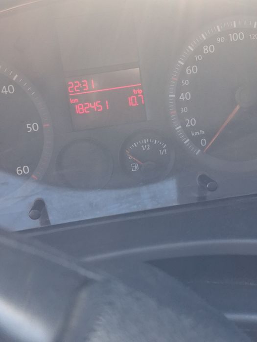 Vând caddy din 2007 =105 cai