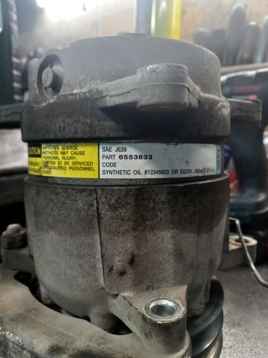 Компресор за климатик Ауди 80 Б4 Audi 80 B4