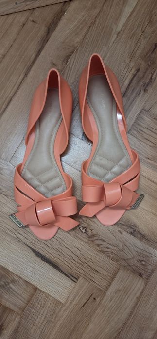 Сандали гумени номер 39 отлично състояние 25лв.