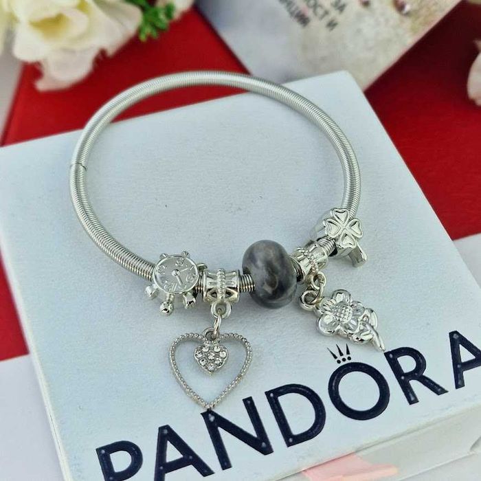 Гривна от медицинска стомана