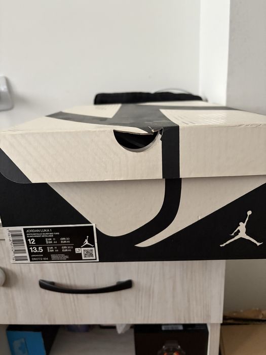 Маратонки Jordan Luka 1