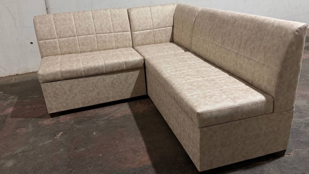 Мягкий уголок для кухни