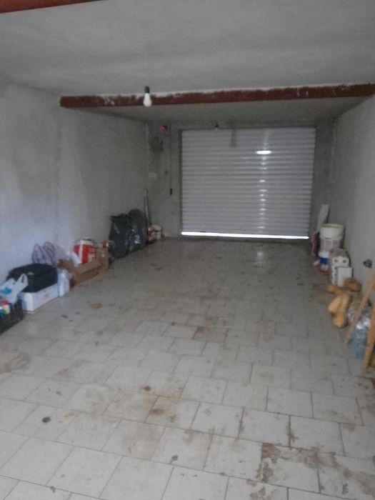 Продава се Къща в Разград, Орел - 684 кв.м за 317 €/кв.м - Снимка #4