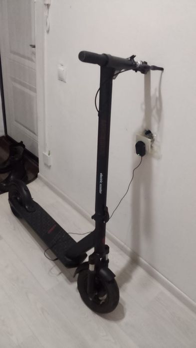 Электросамокат Hoverbot