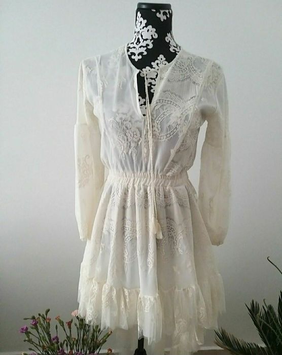 Rochie alba de eveniment