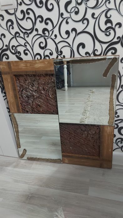 Зеркало красивое