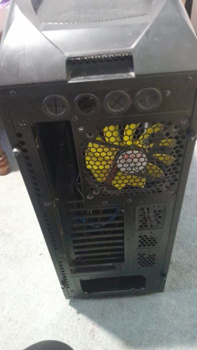 Vand caracasa gaiming