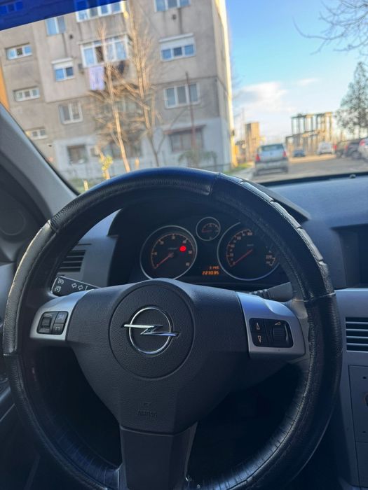 Opel Astra Station H