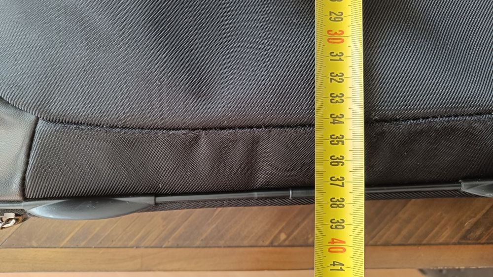 Луксозна бизнес чанта Samsonite за лаптоп 15''
Отлично със
