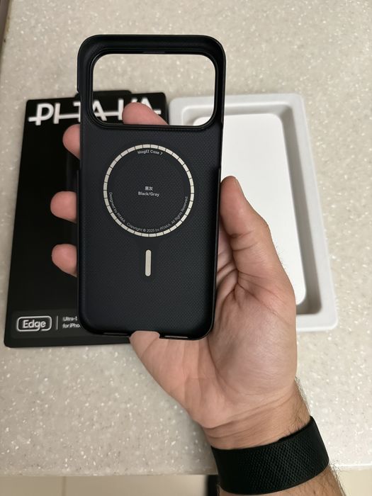 Чехол Pitaka Ultra - Slim Case for iphone 17/18 pro max