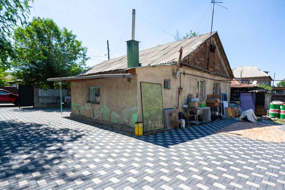 Продам дом из 9 комнат