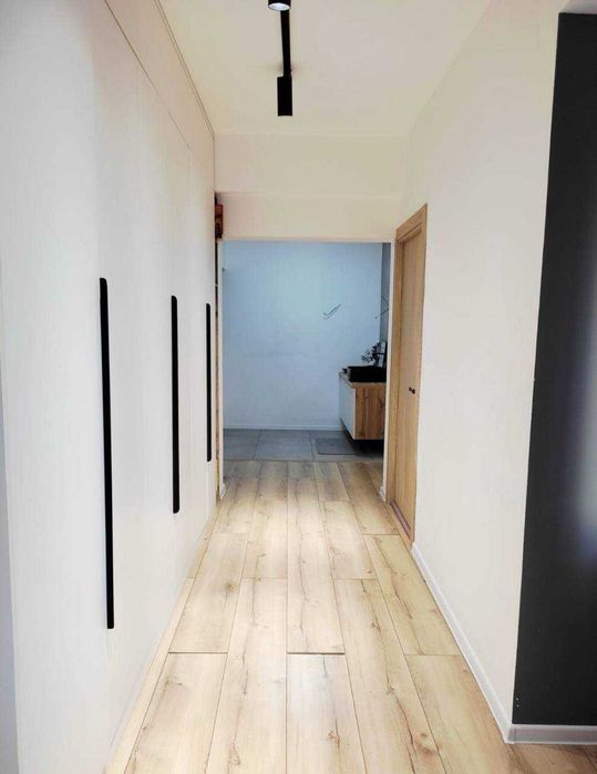 Госпитальный Продаётся 4-х комнатная квартира Банковская