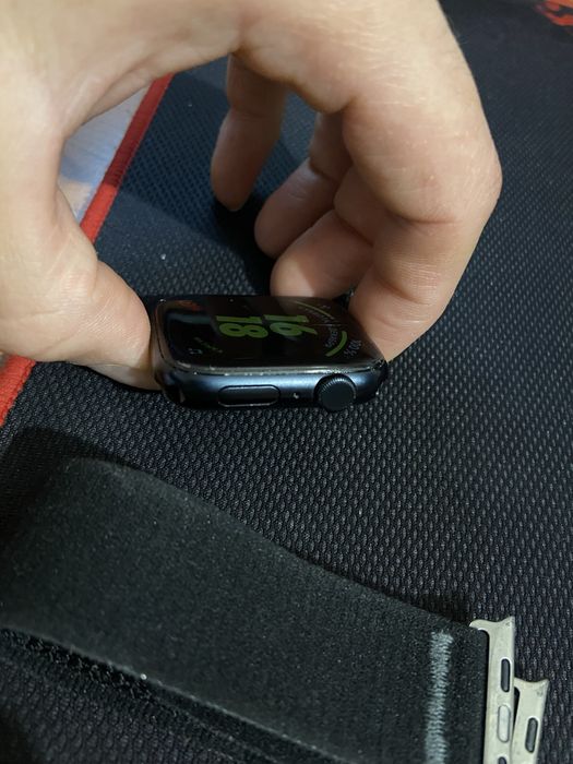 Apple watch se (2-ое поколение)