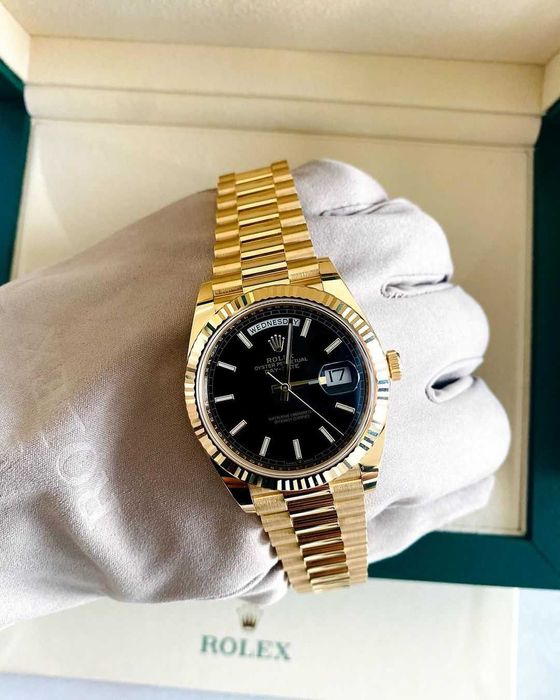 Rolex Day-Date 40mm yellow gold