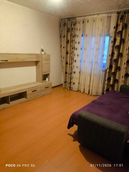 Vand Apartament cu 4 camere - Zona Trust - etaj 2
