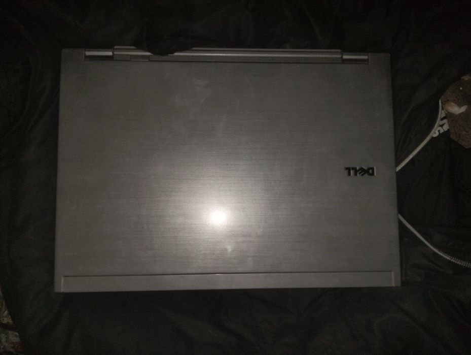 Лаптоп  Dell Latitude E6410.