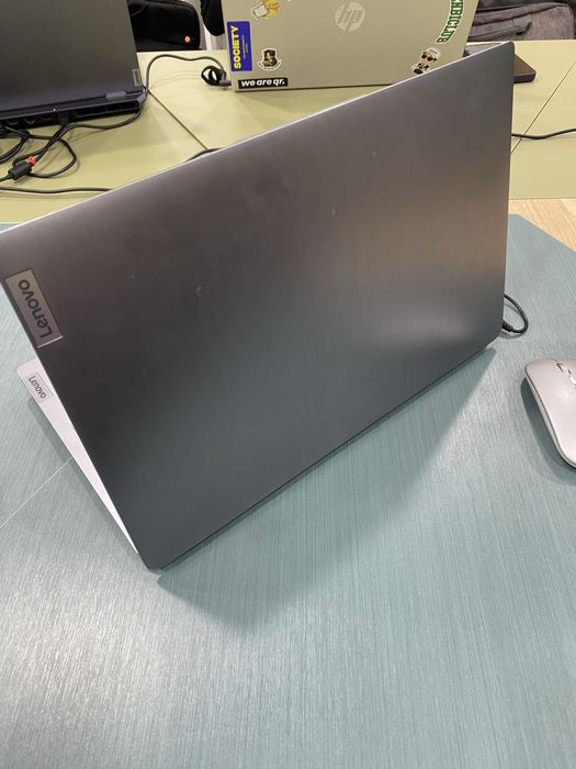Продается ноутбук Lenovo