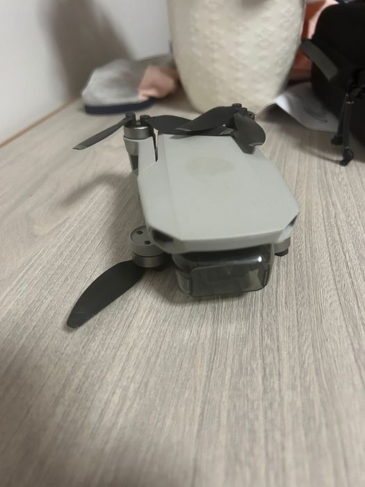 Drona dji mini
