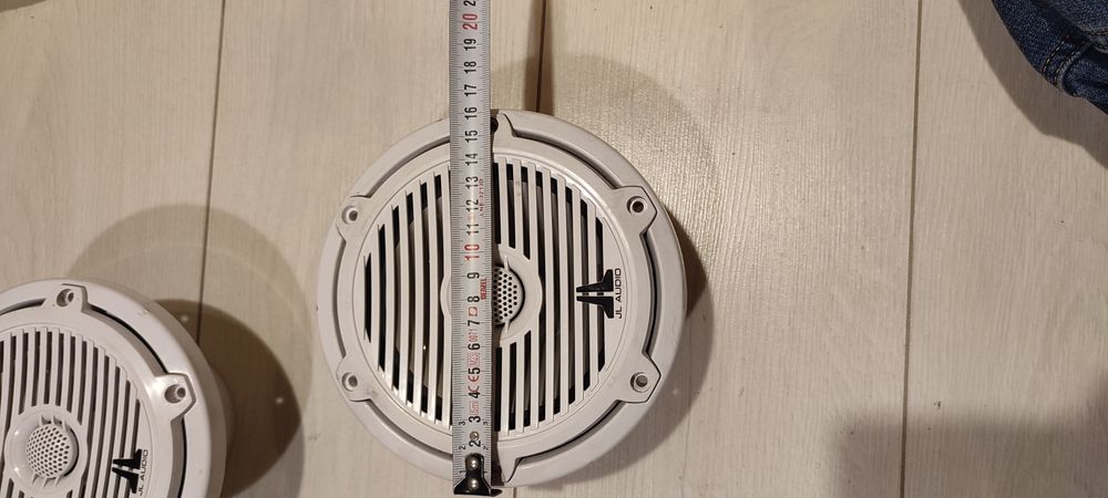 Продам динамики JL AUDIO