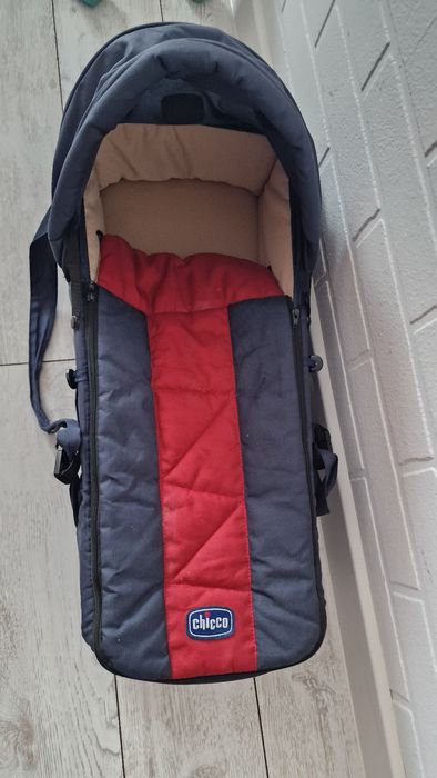 Люлька переноска для младенца.