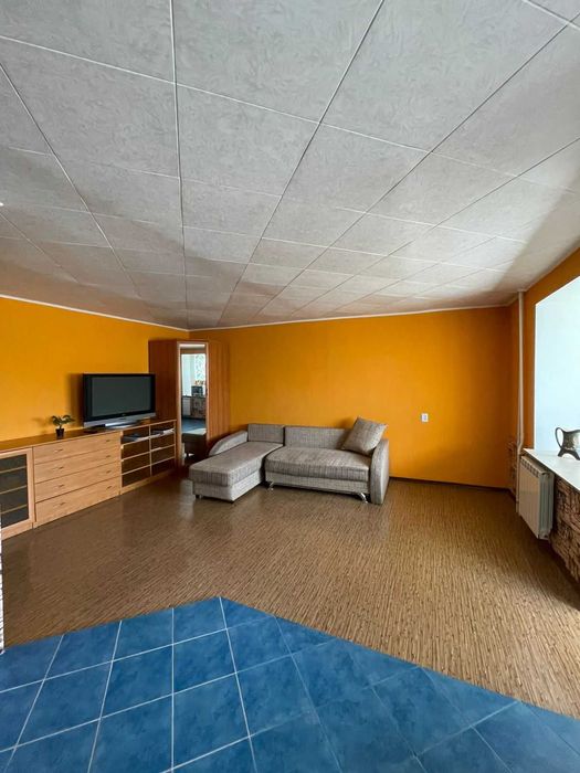 Продам 2х,Карбышева, 22