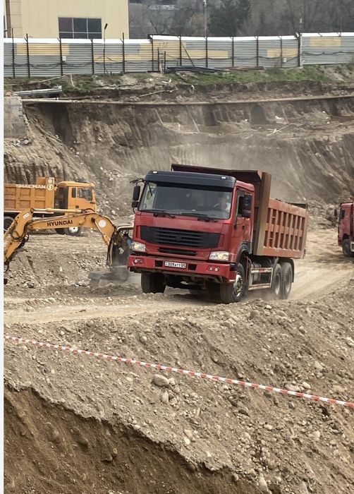 Доставка ХОВА 30 тон [ Баласта, ПГС,  ГШС, Гравий ]