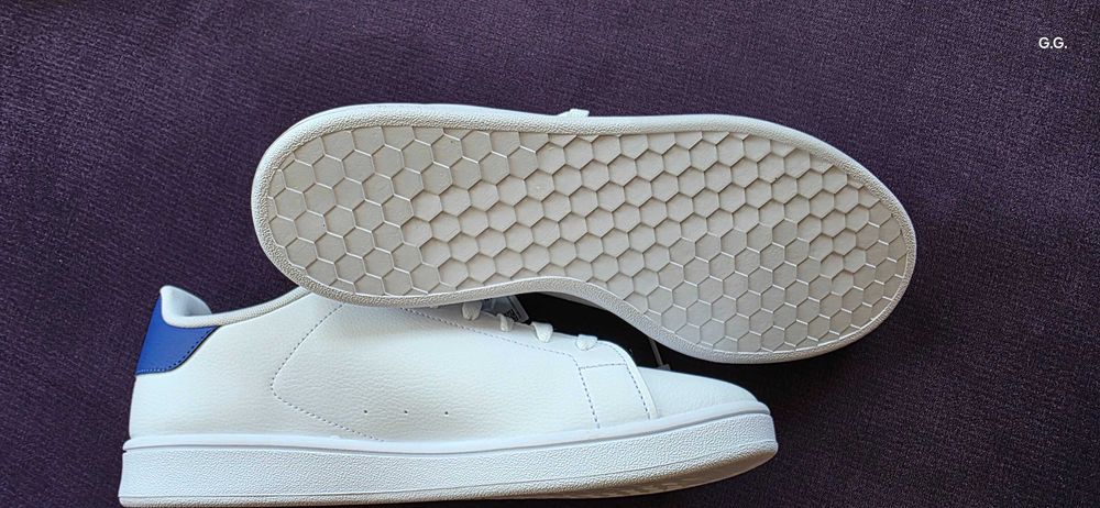 Adidas urban court
