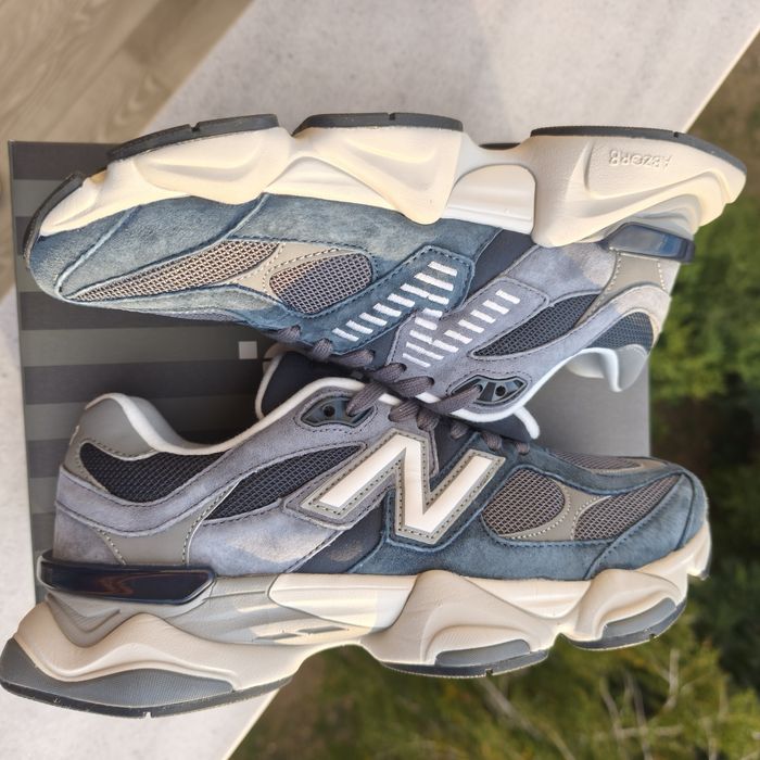New Balance 9060 Dark Grey 43
